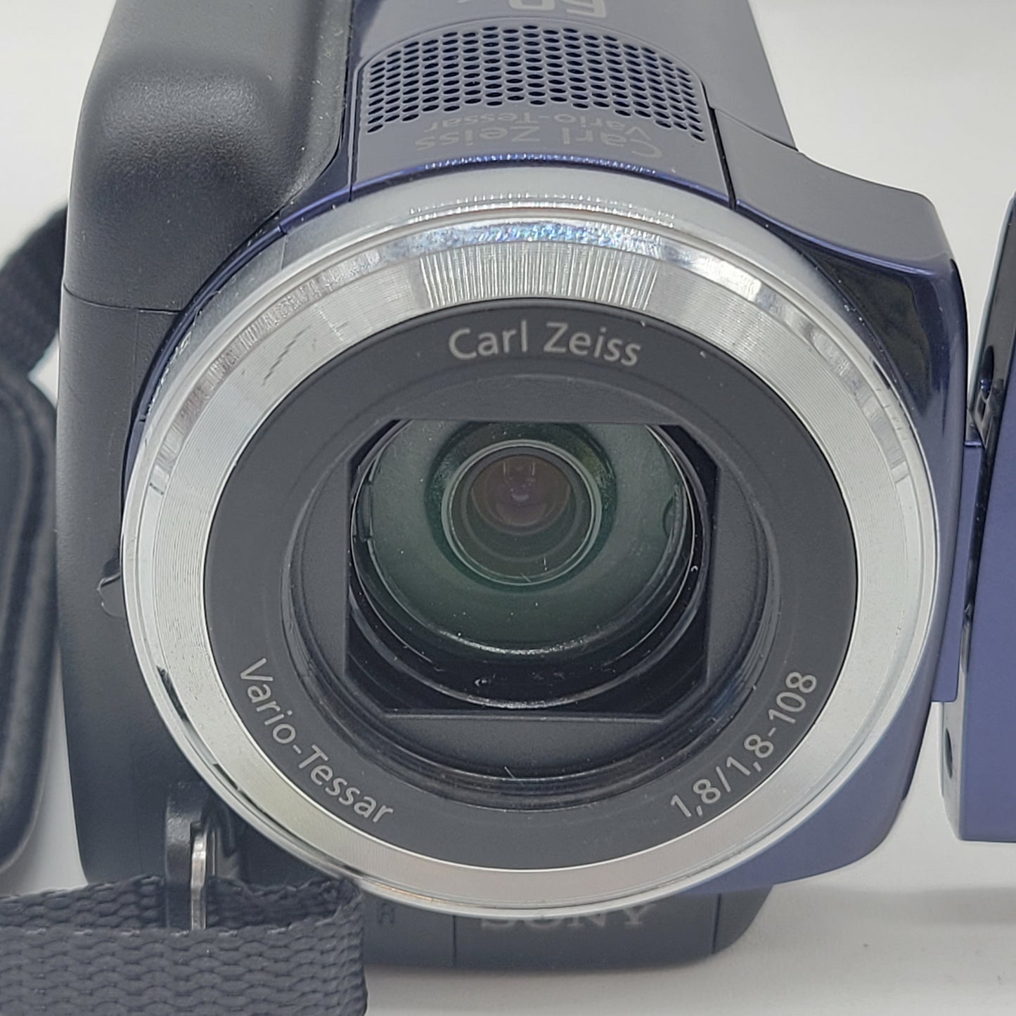 Sony Handycam Digital Video Camcorder DCR-SR47