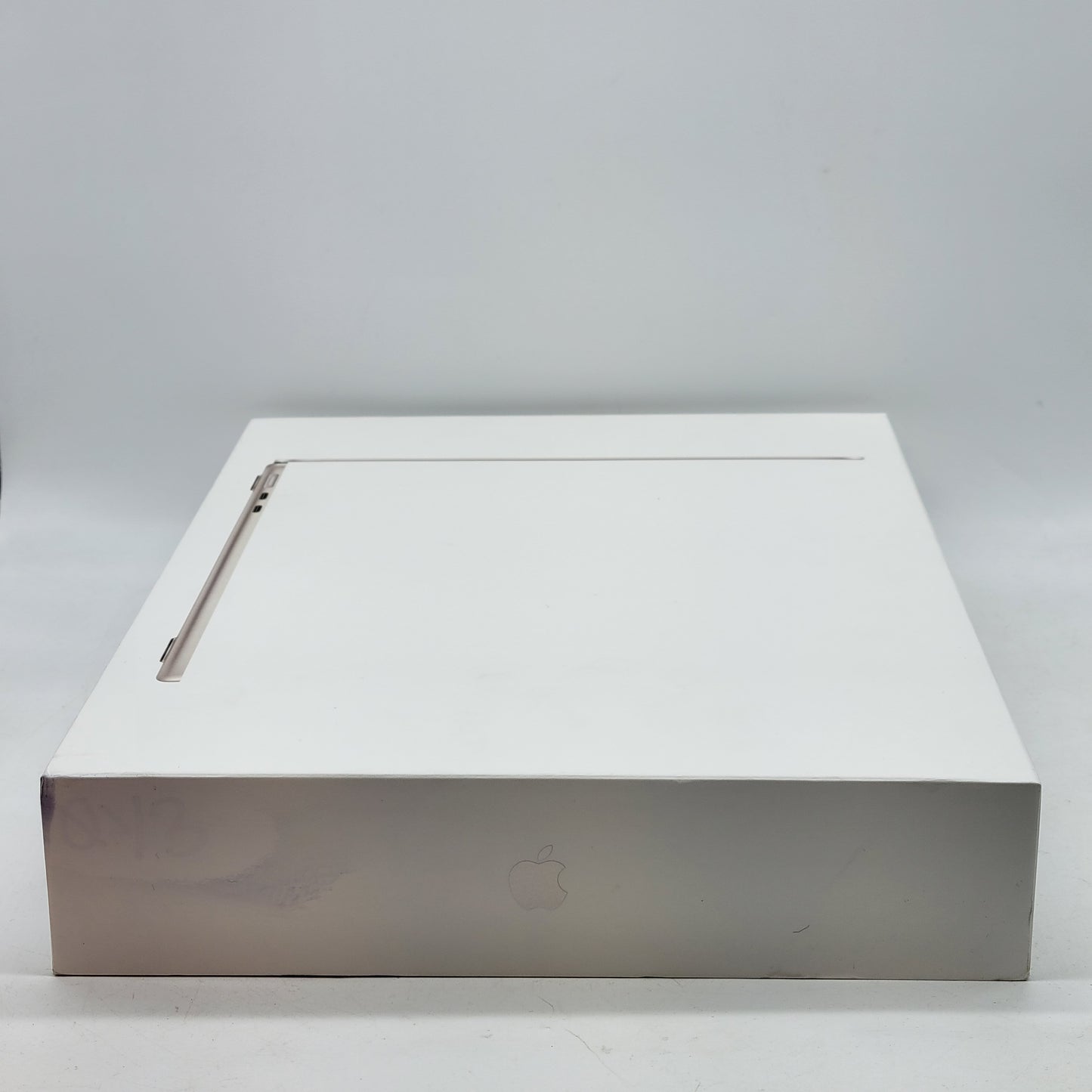 New 2025 Apple MacBook Air 13.6" M4 8C GPU 4.5GHz 16GB RAM 256GB SSD A3240
