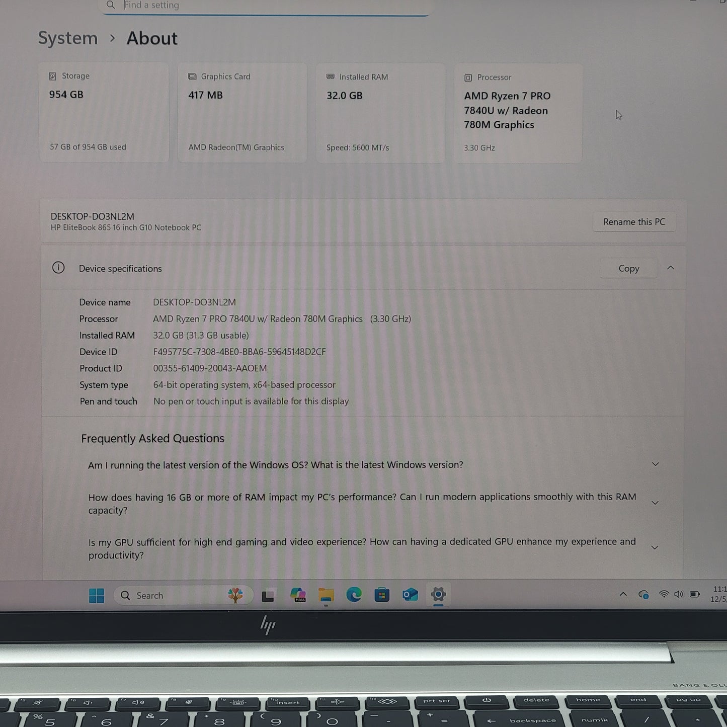 HP EliteBook 865 G10 16" Ryzen 7 Pro 7840U 3.3GHz 32GB RAM 1TB SSD