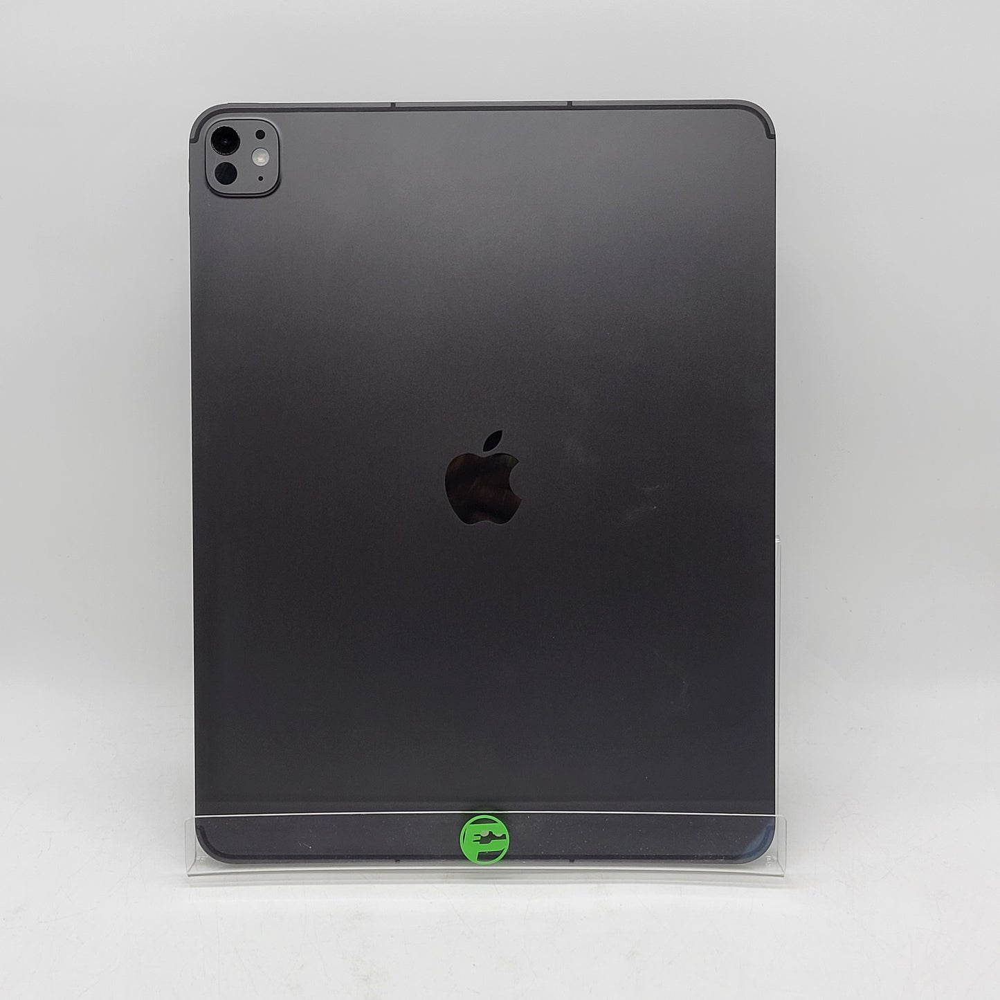 Factory Unlocked Apple iPad Pro 13" M5 256GB Space Black ME7W4LL/A