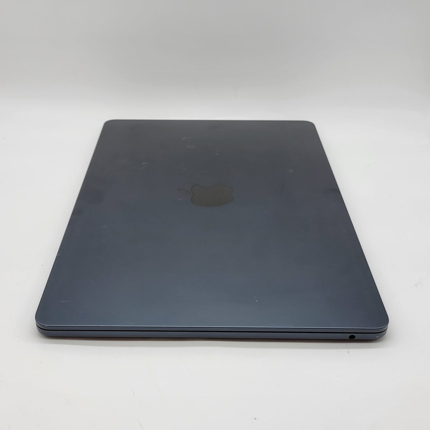 2024 Apple MacBook Air 13.6" M3 8C GPU 4.0GHz 8GB RAM 256GB SSD A3113