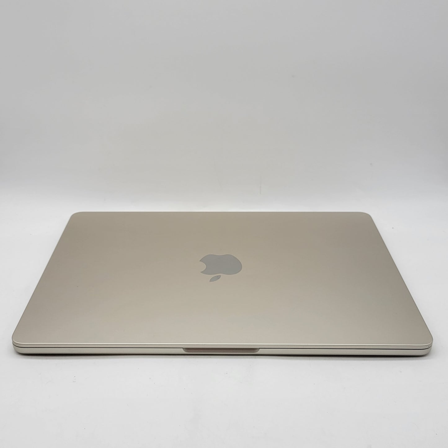 2022 Apple MacBook Air 13.6" M2 8C GPU 3.5GHz 8GB RAM 256GB SSD A2681