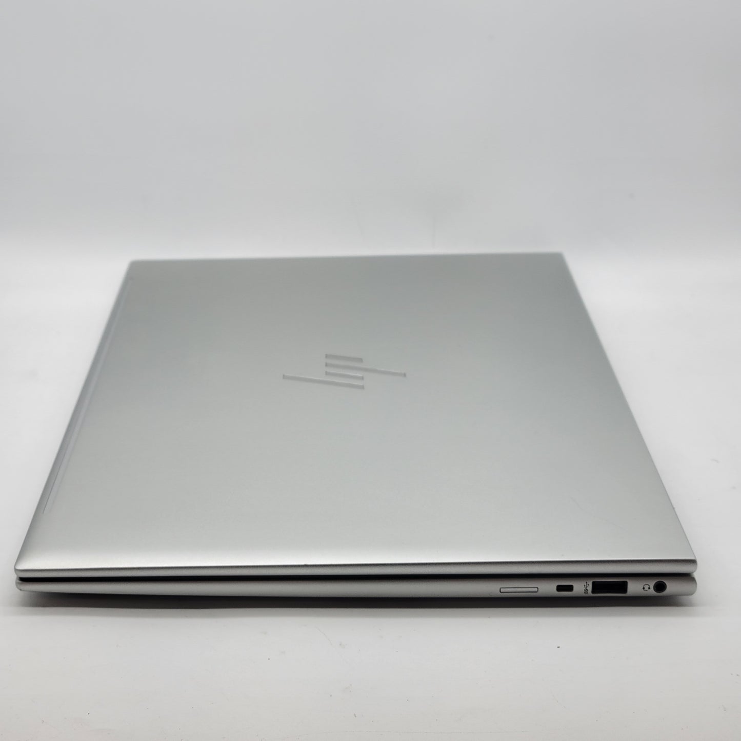 HP EliteBook 865 G10 16" Ryzen 7 Pro 7840U 3.3GHz 32GB RAM 1TB SSD