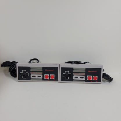 Nintendo Entertainment System NES Video Game Console NES-001 Gray