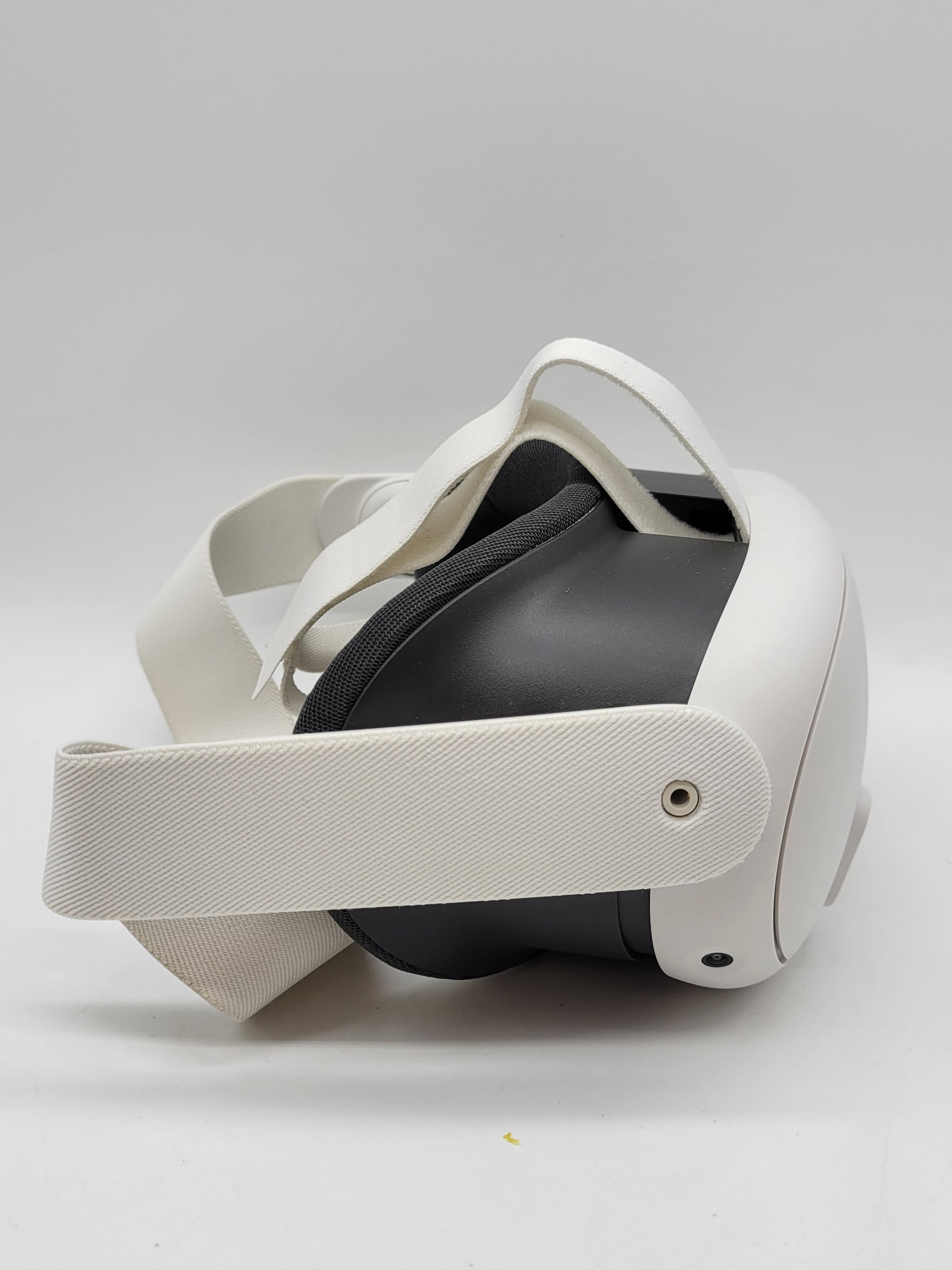 Meta Quest 3 512GB Standalone All-in-One VR Headset S3A