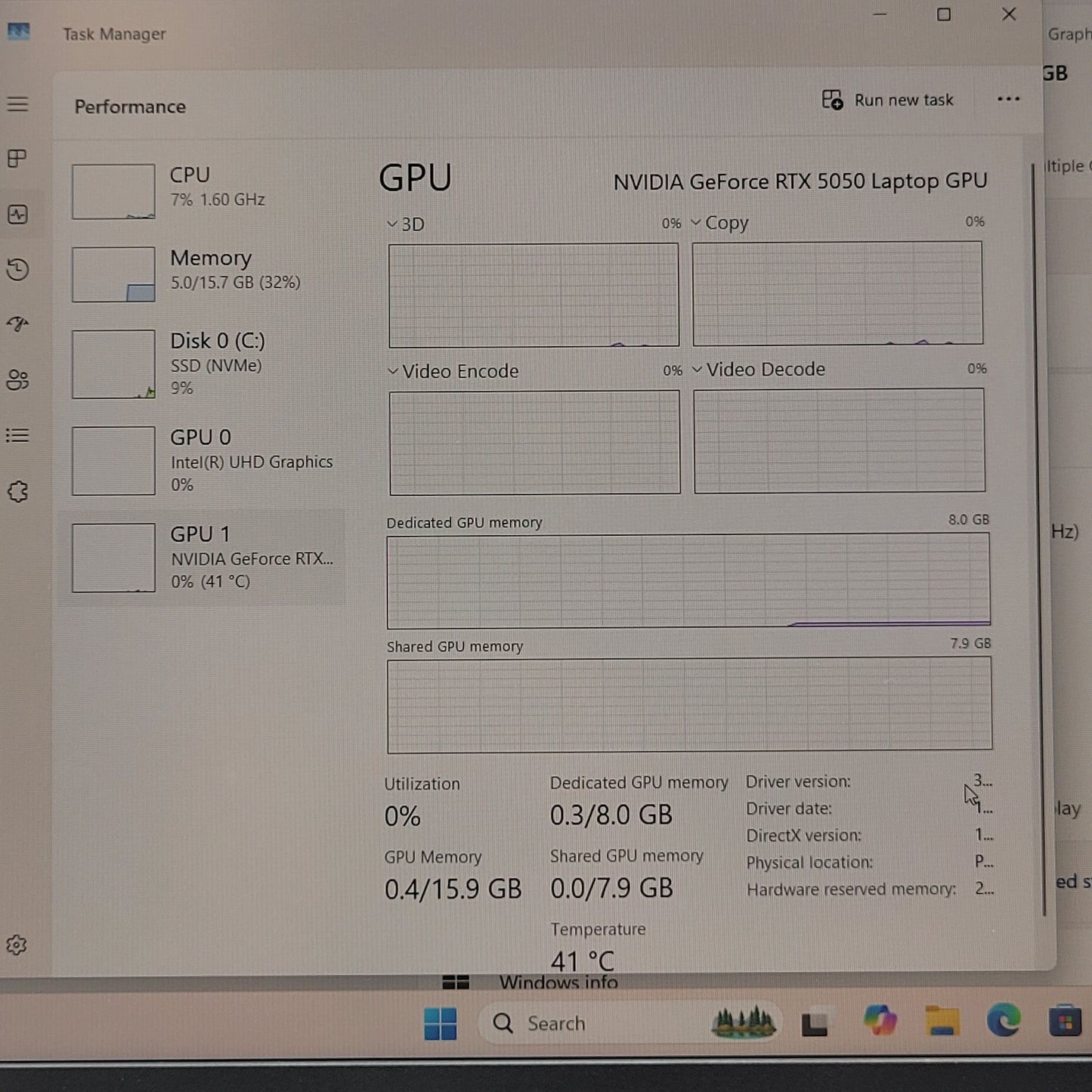 Lenovo LOQ 15 15IRX10 15.6" i5-13450HX 2.4GHz 16GB RAM 1TB SSD GeForce RTX 5050