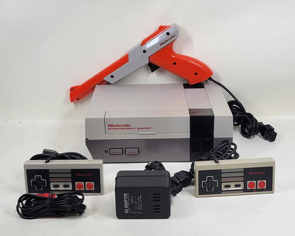Nintendo Entertainment System NES Video Game Console NES-001 Gray
