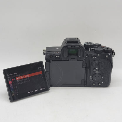 Sony Alpha A7R V 61MP Full-Frame Mirrorless Digital Camera 766601 Shutter Count