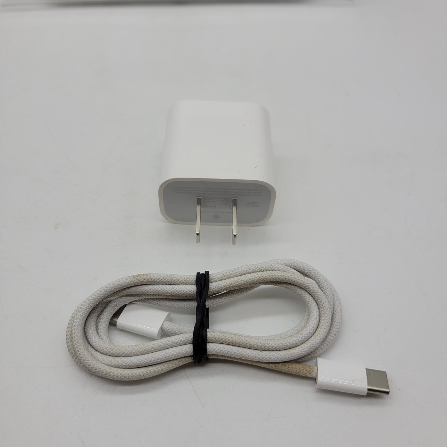 WiFi Only Apple iPad 11" (A16) 128GB Silver MD3Y4LL/A