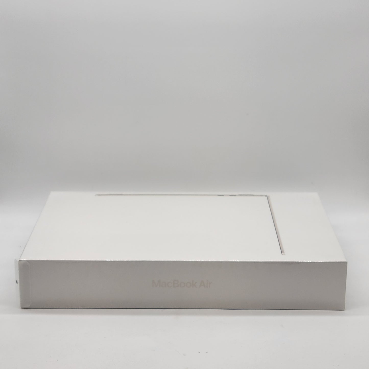 New 2022 Apple MacBook Air 13.6" M2 8C GPU 3.5GHz 8GB RAM 256GB SSD A2681