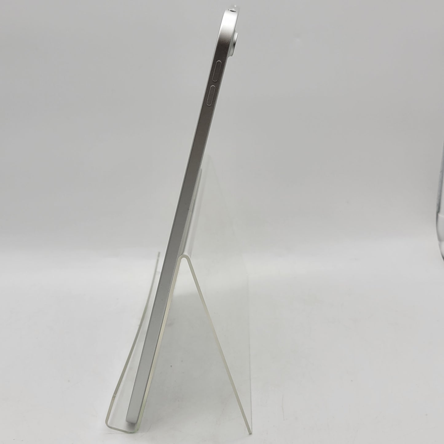 WiFi Only Apple iPad 11" (A16) 128GB Silver MD3Y4LL/A