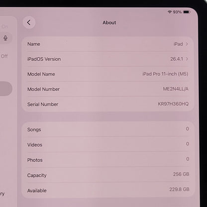 Factory Unlocked Apple iPad Pro 11" M5 256GB Space Black ME2N4LL/A