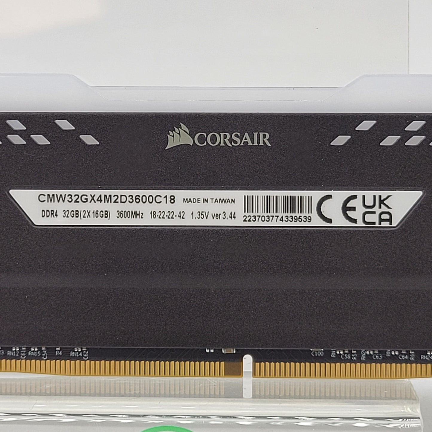 Corsair Vengeance RGB Pro 32GB (2x16GB) RAM DDR4 3600MHz CMW32GX4M2D3600C18
