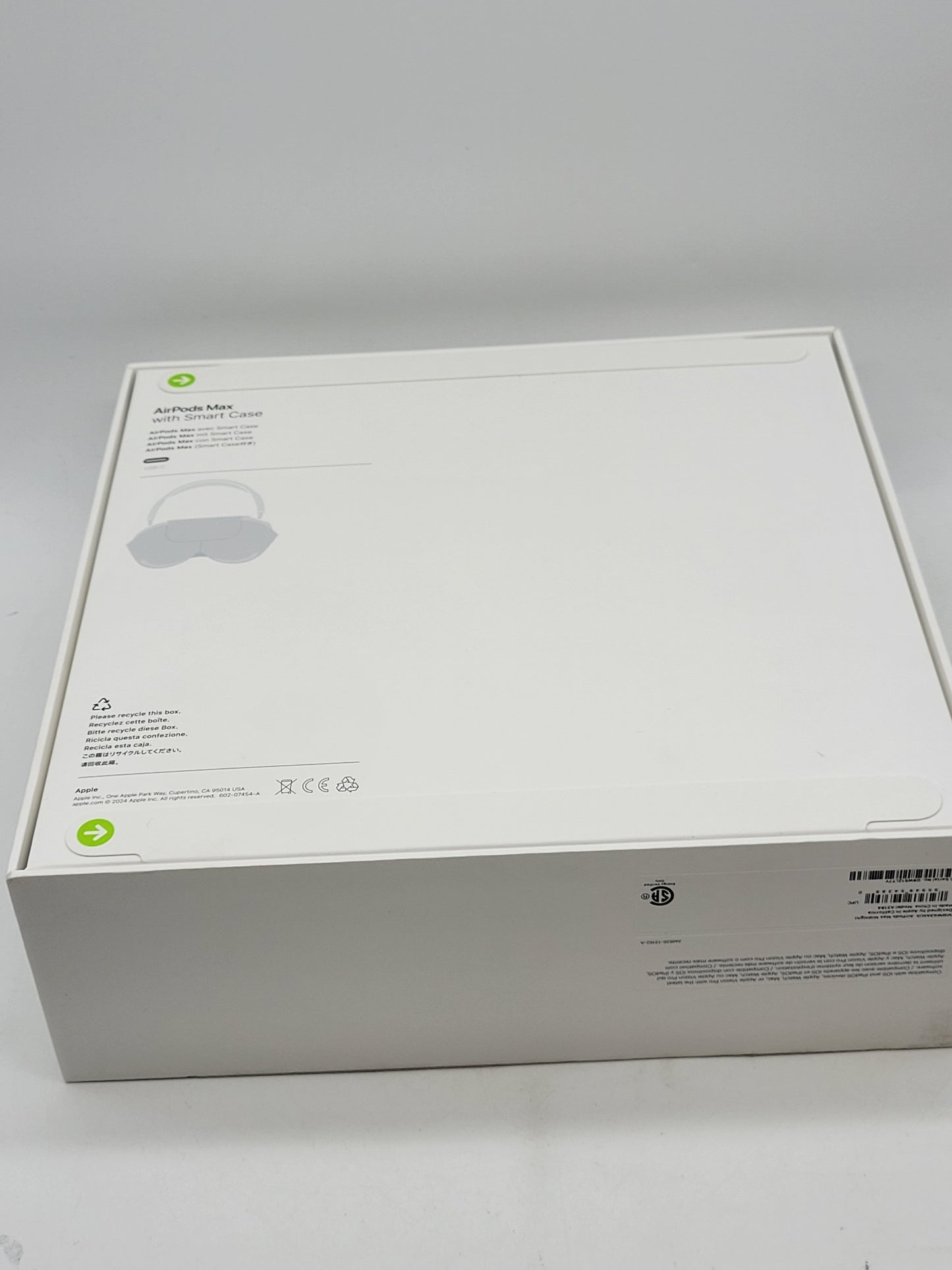 New Apple AirPods Max USB-C Wireless Over-Ear Headphones Midnight MWW43AM/A