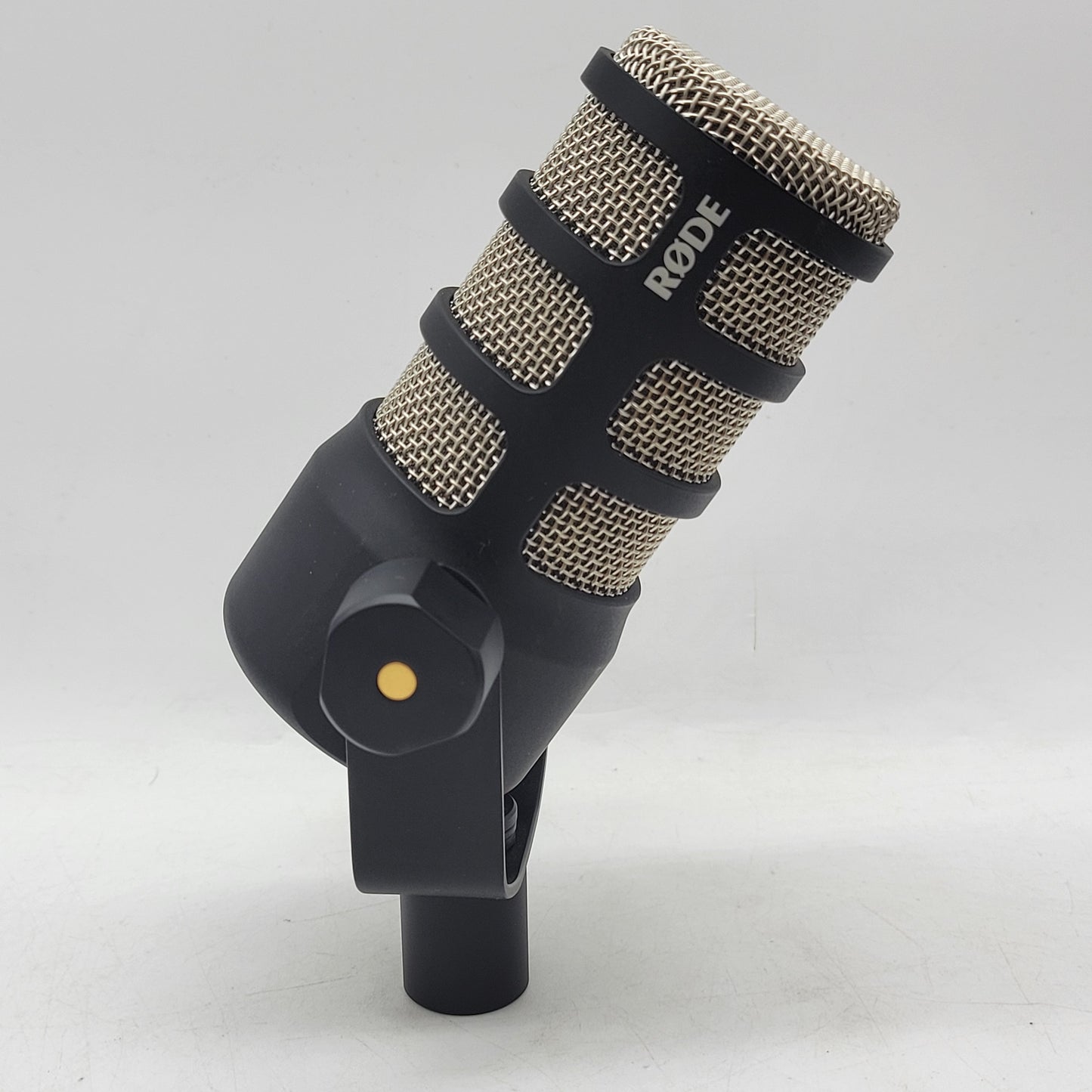 Rode PodMic 20Hz - 20kHz Dynamic Podcasting Microphone