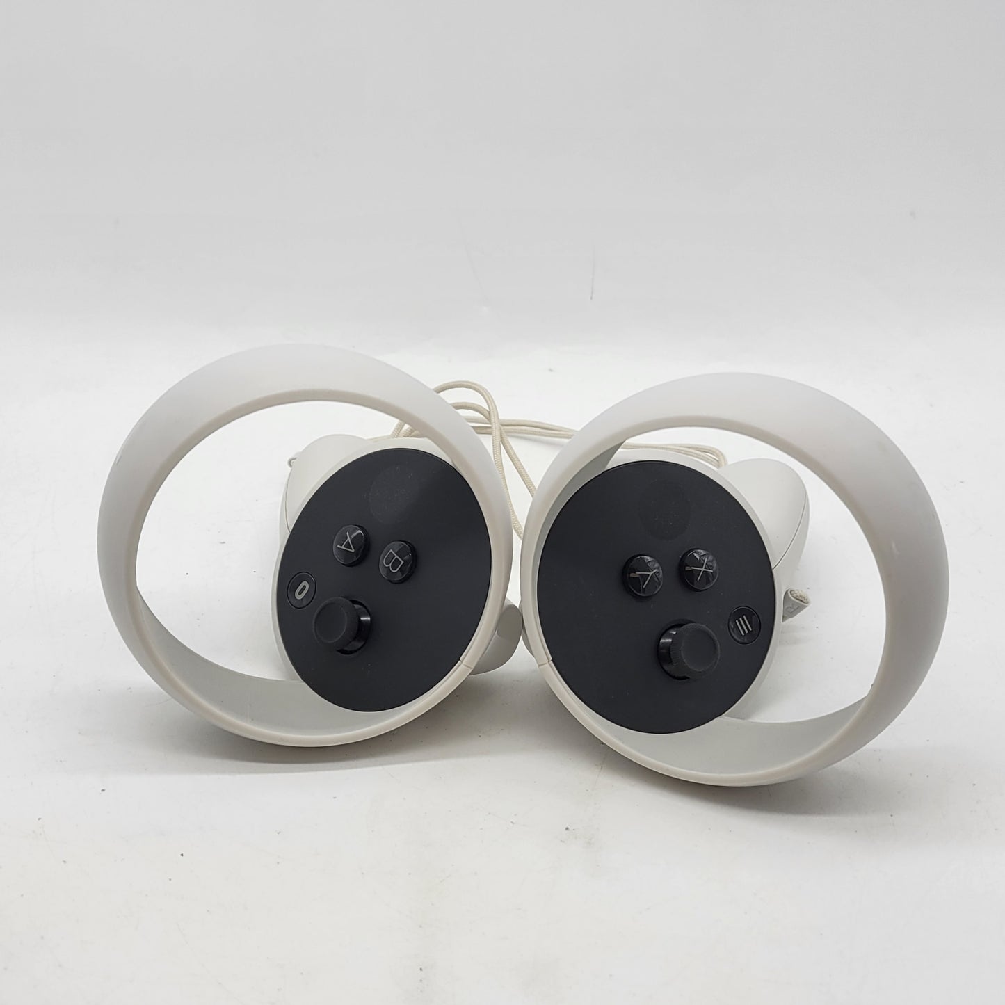 Oculus Quest 2 128GB Standalone All-in-One VR Headset KW49CM