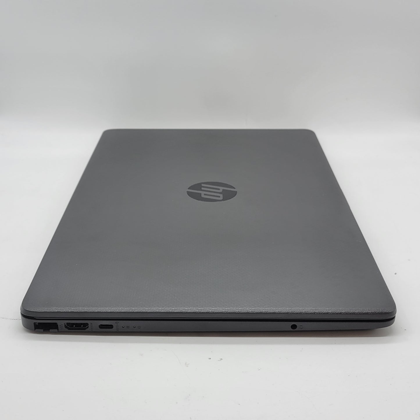 HP NoteBook 250R G9 15.6" i3-1315U 1.2GHz 32GB RAM 1TB SSD