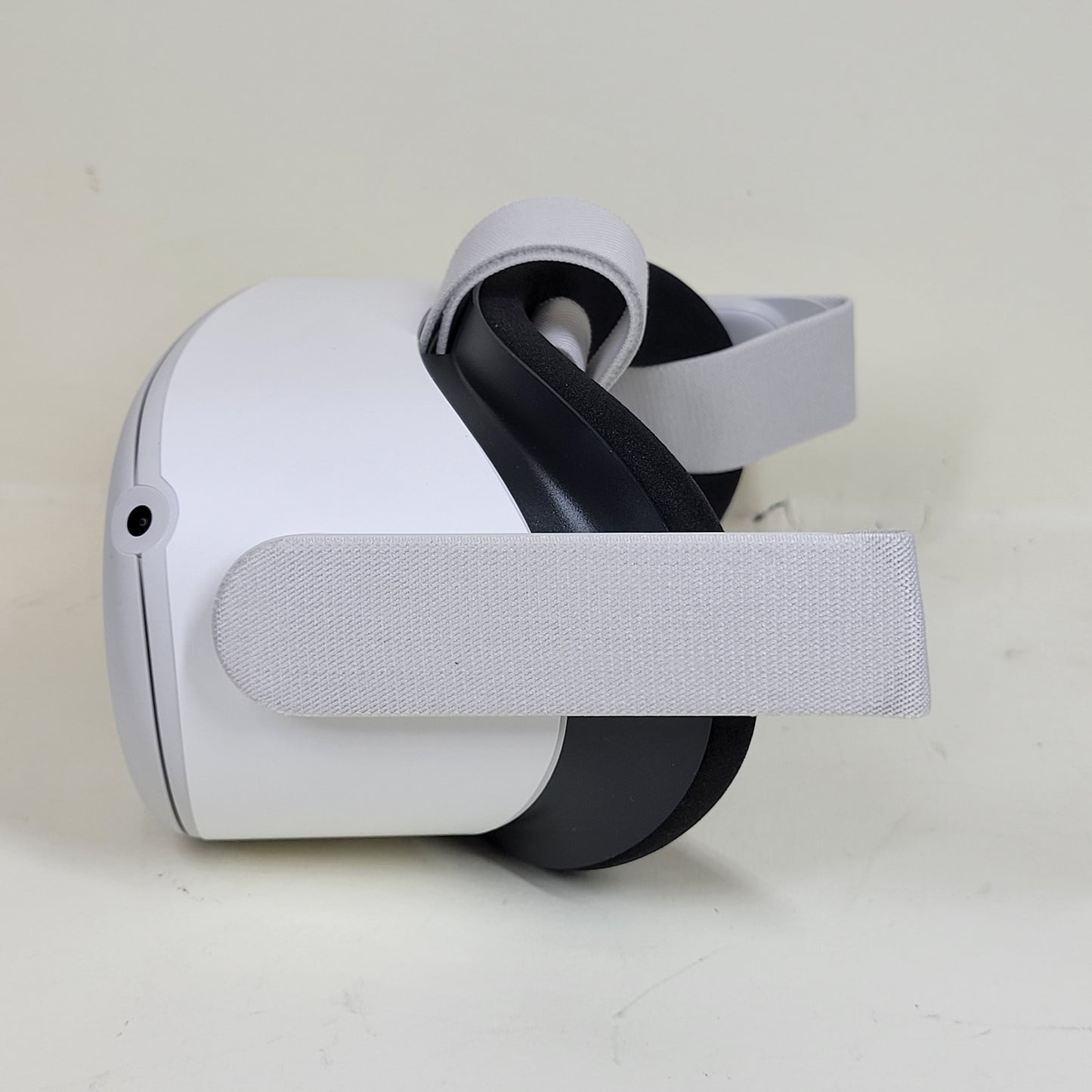 New Meta Quest 2 128GB Standalone All-in-One VR Headset KW49CM