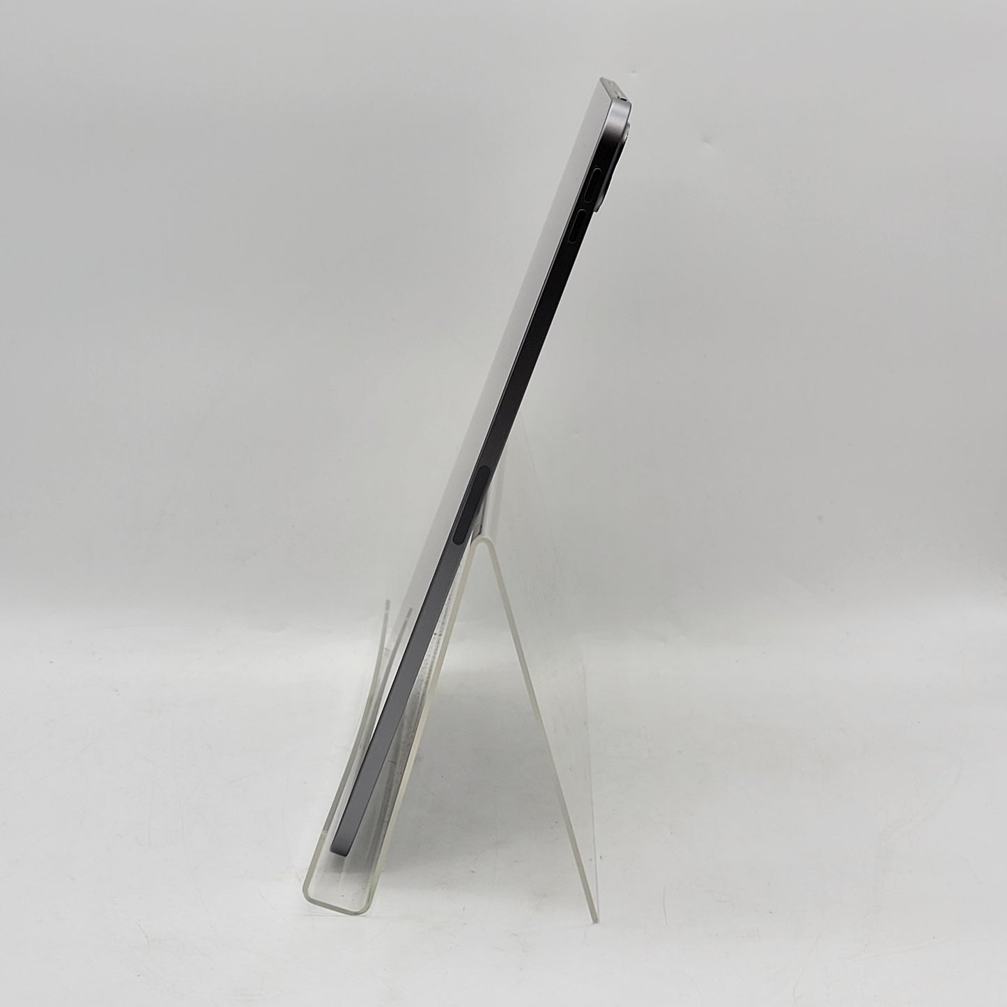 WiFi Only Apple iPad Pro 11" 4th Gen 128GB Space Gray MNXD3LL/A