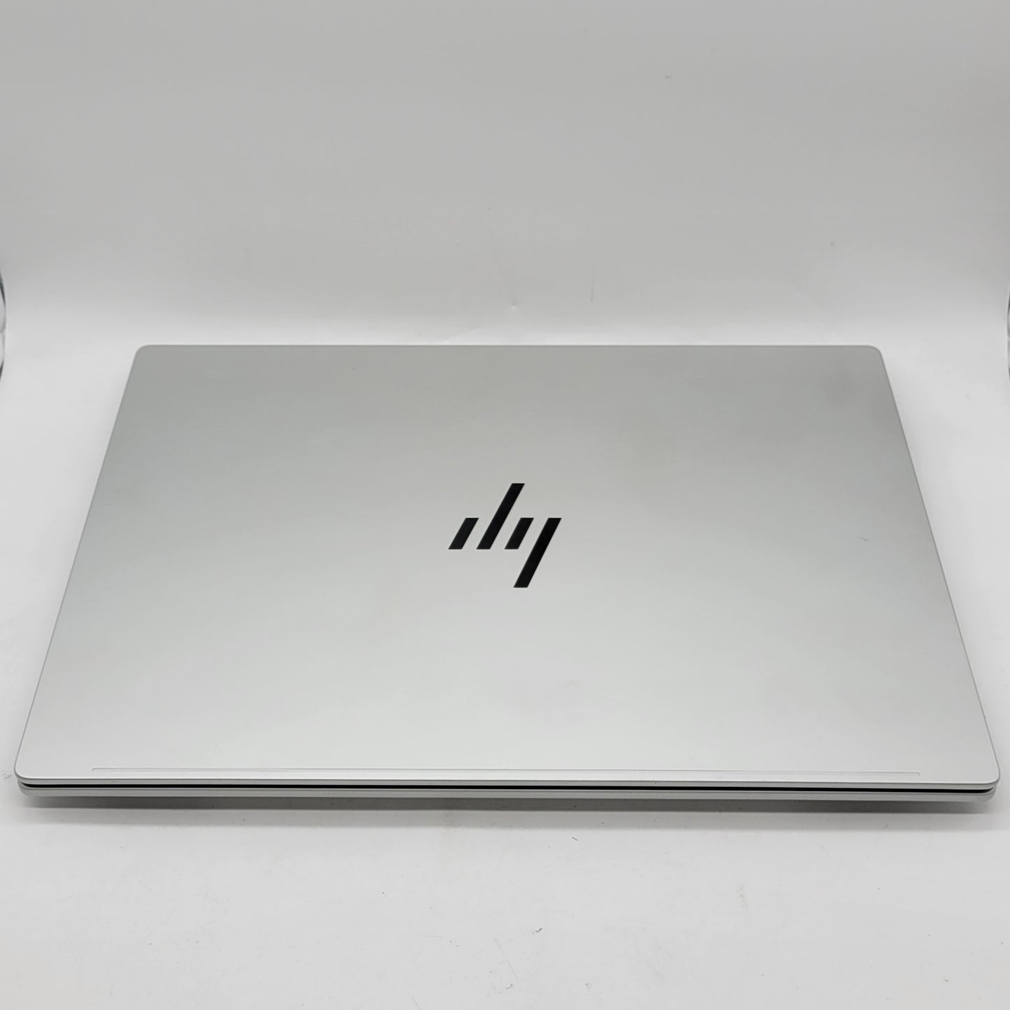 HP OmniBook 7 16-AZ0595C1 16" Intel Core 9 270H 2.7GHz 64GB RAM 2TB SSD