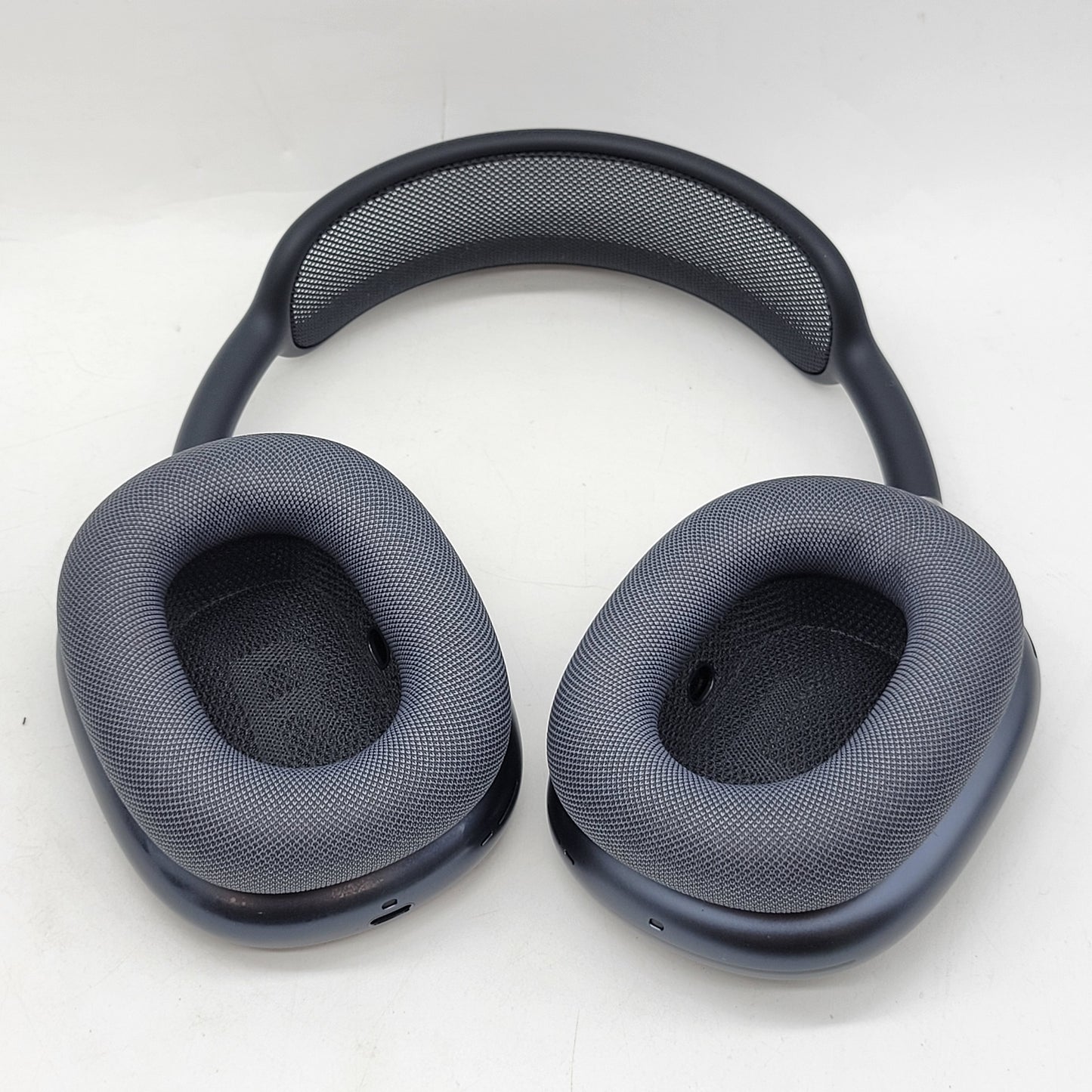 Apple AirPods Max 2 Wireless Over-Ear Headphones Midnight A3454