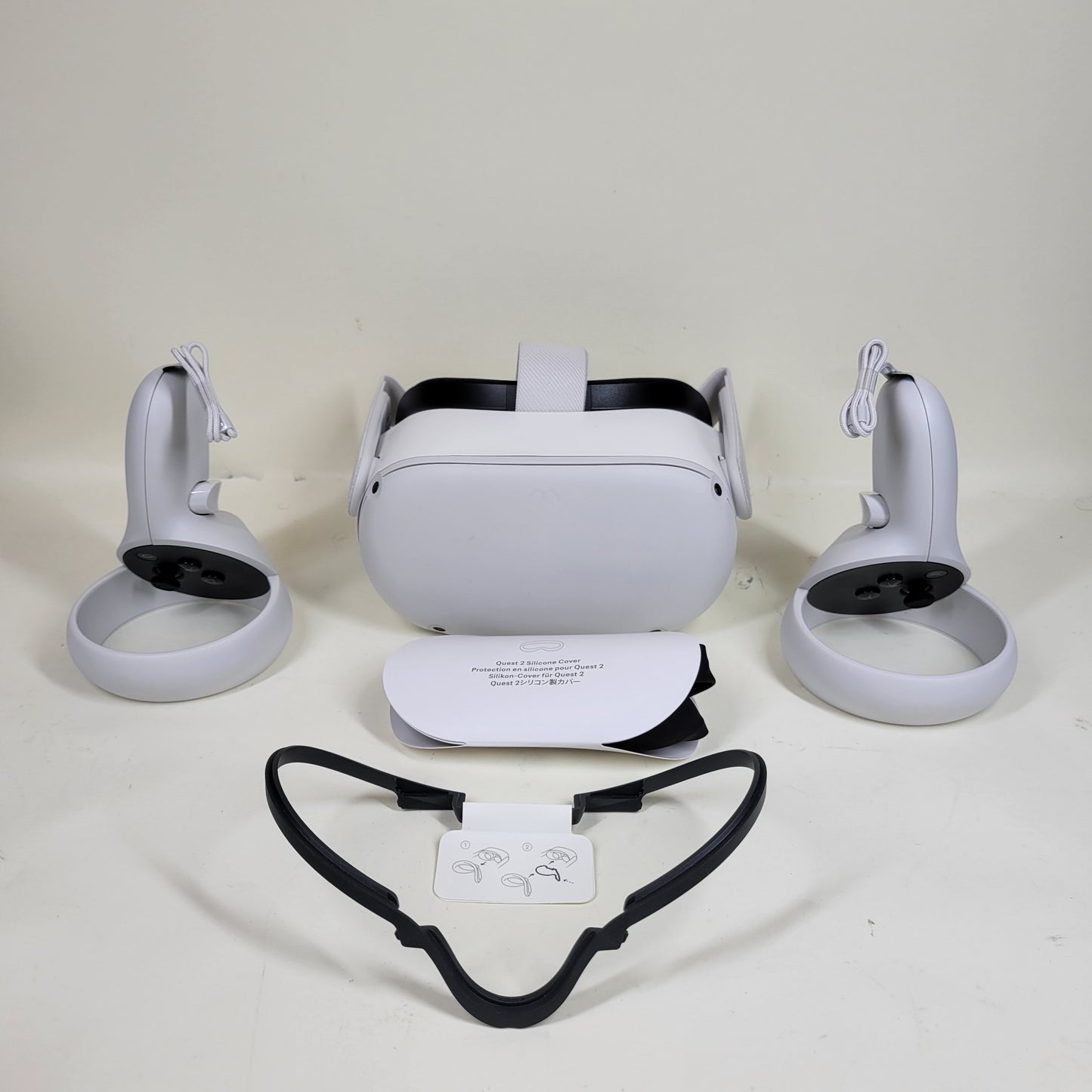 New Meta Quest 2 128GB Standalone All-in-One VR Headset KW49CM