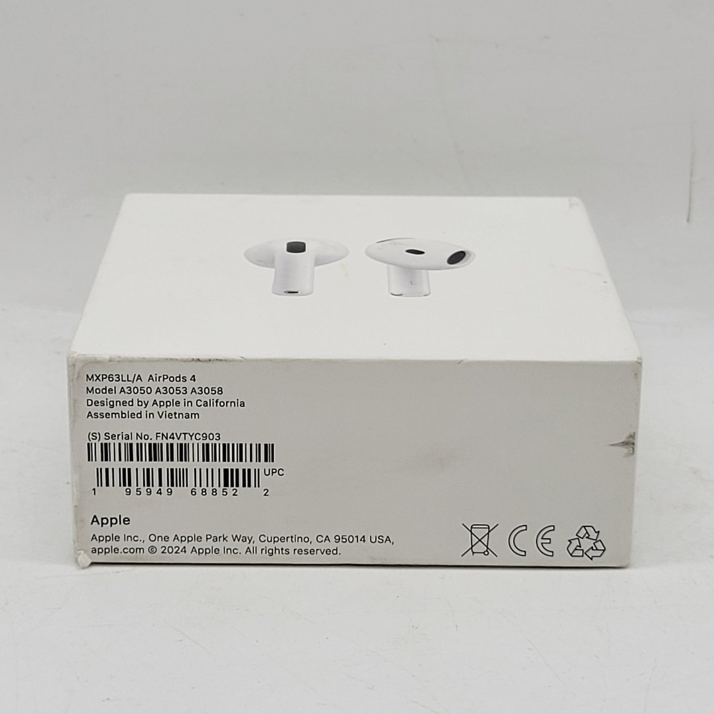 New Apple AirPods 4th Gen with Charging Case A3053 A3050 A3058 MXP63LL/A
