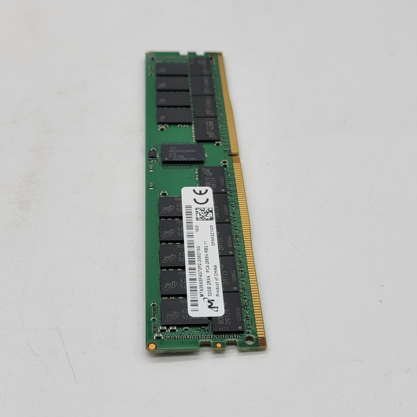 Micron MTA36ASF4G72PZ-2G6D1SG 32GB (1x32GB) RAM DDR4 2666MHz 2RX4
