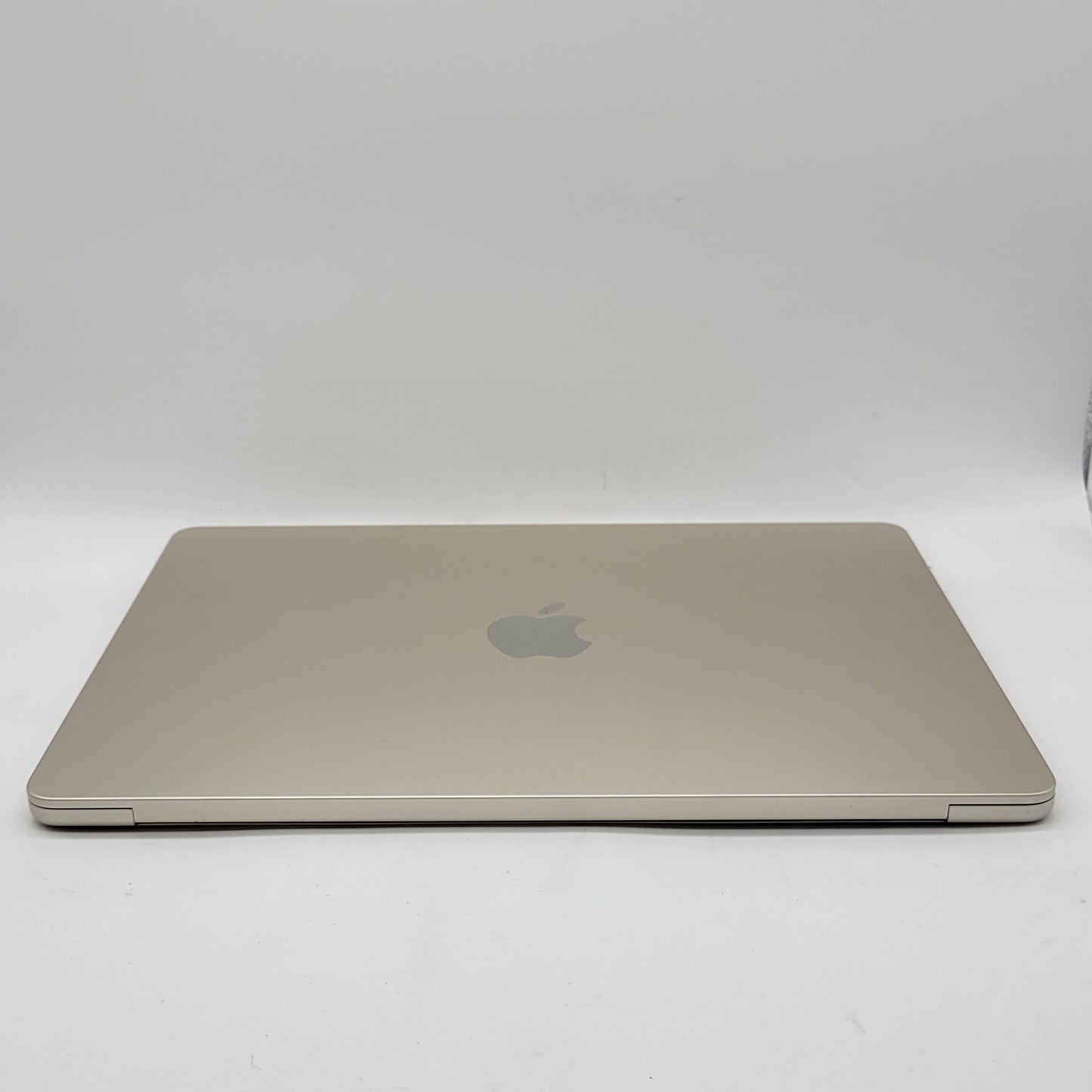 2022 Apple MacBook Air 13.6" M2 8C GPU 3.5GHz 8GB RAM 256GB SSD A2681