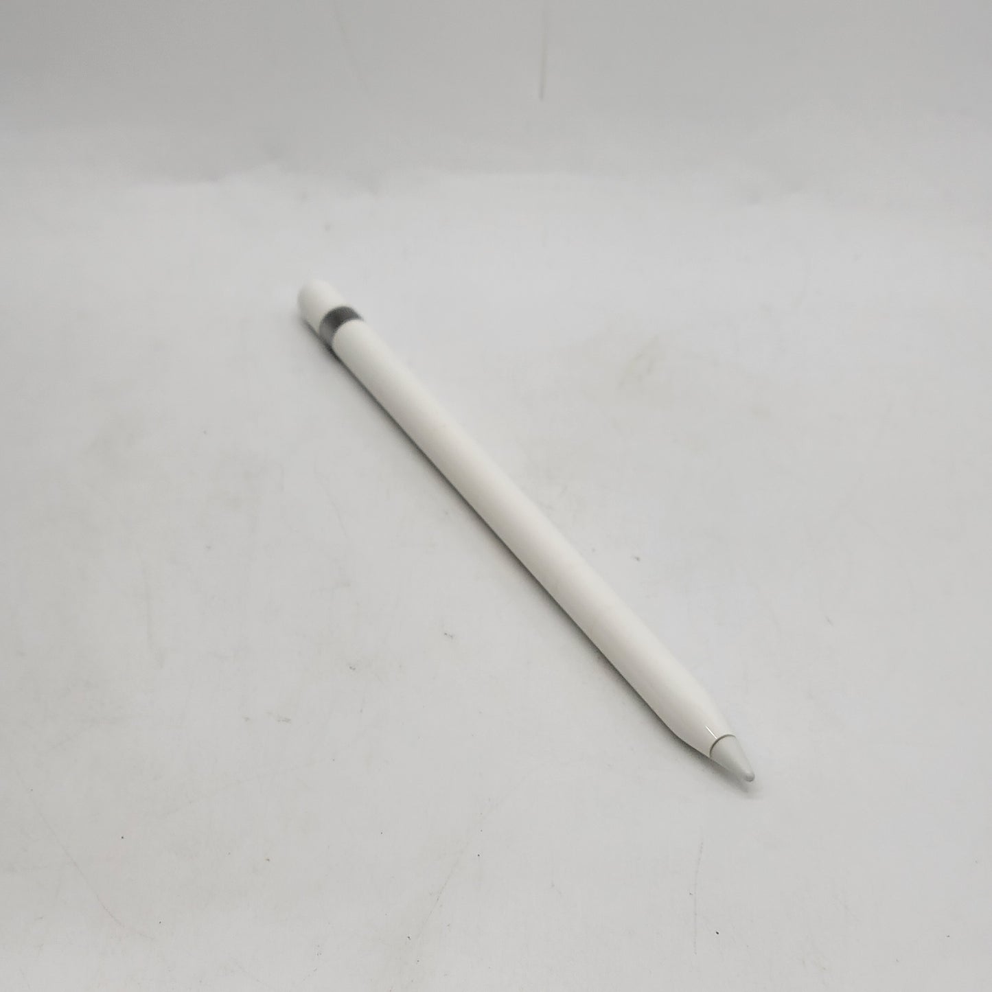 WiFi Only Apple iPad 9th Gen 64GB Space gray MK2K3LL/A With Pencil