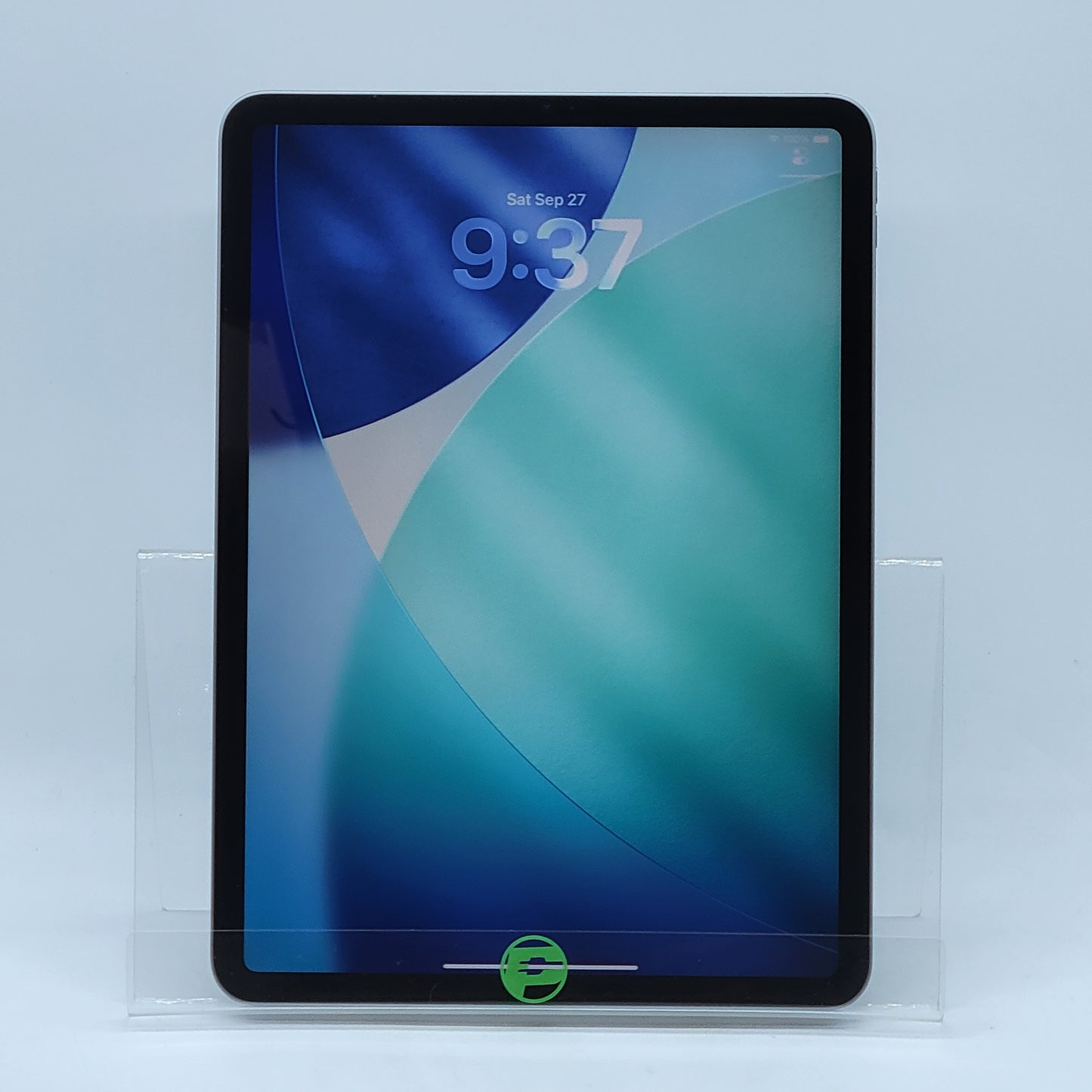 WiFi Only Apple iPad Pro 11" 4th Gen 128GB Space gray MNXD3LL/A With Pencil