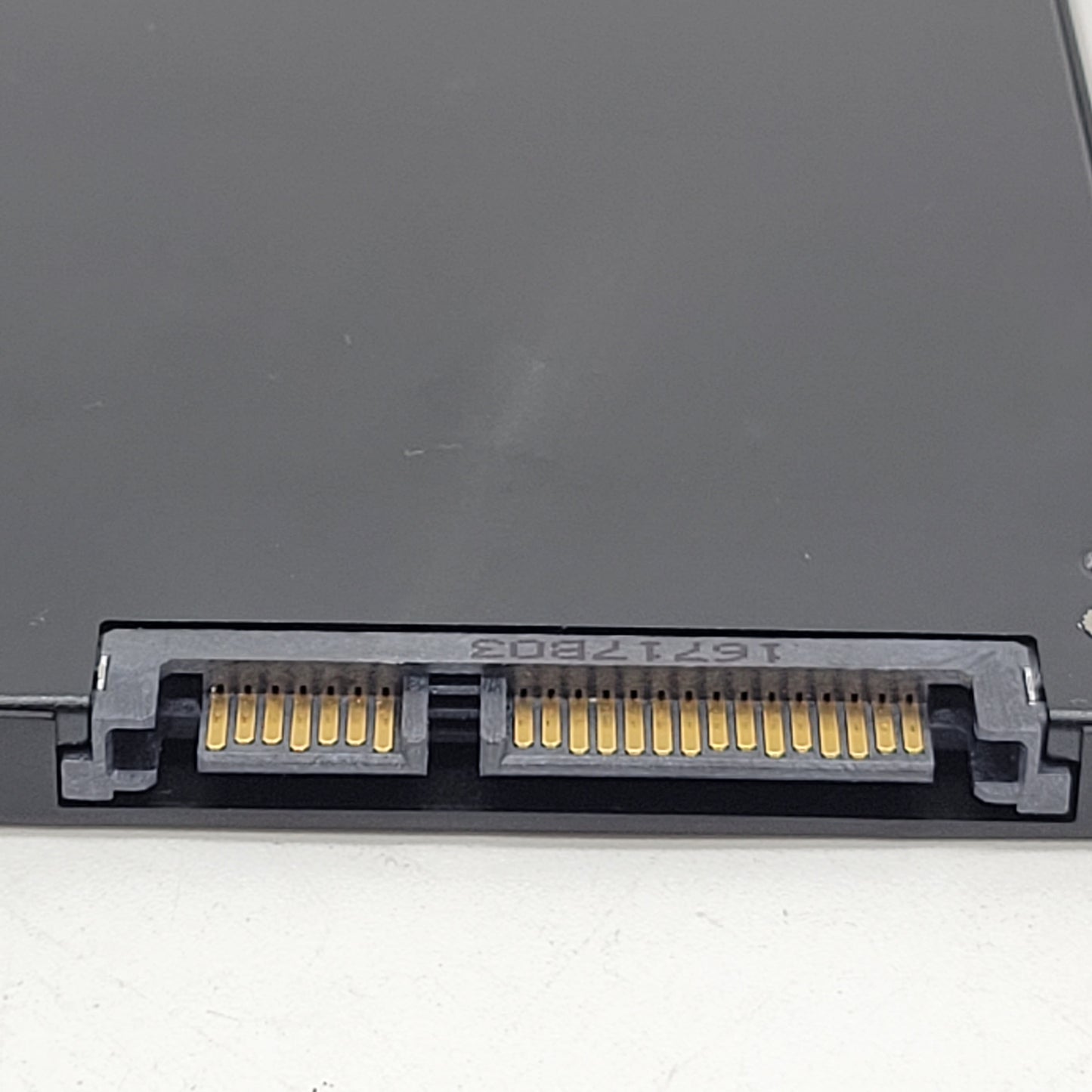 Micron  2.5" MTFDDAK1T0TBN 1TB SATA III 6Gbps SSD