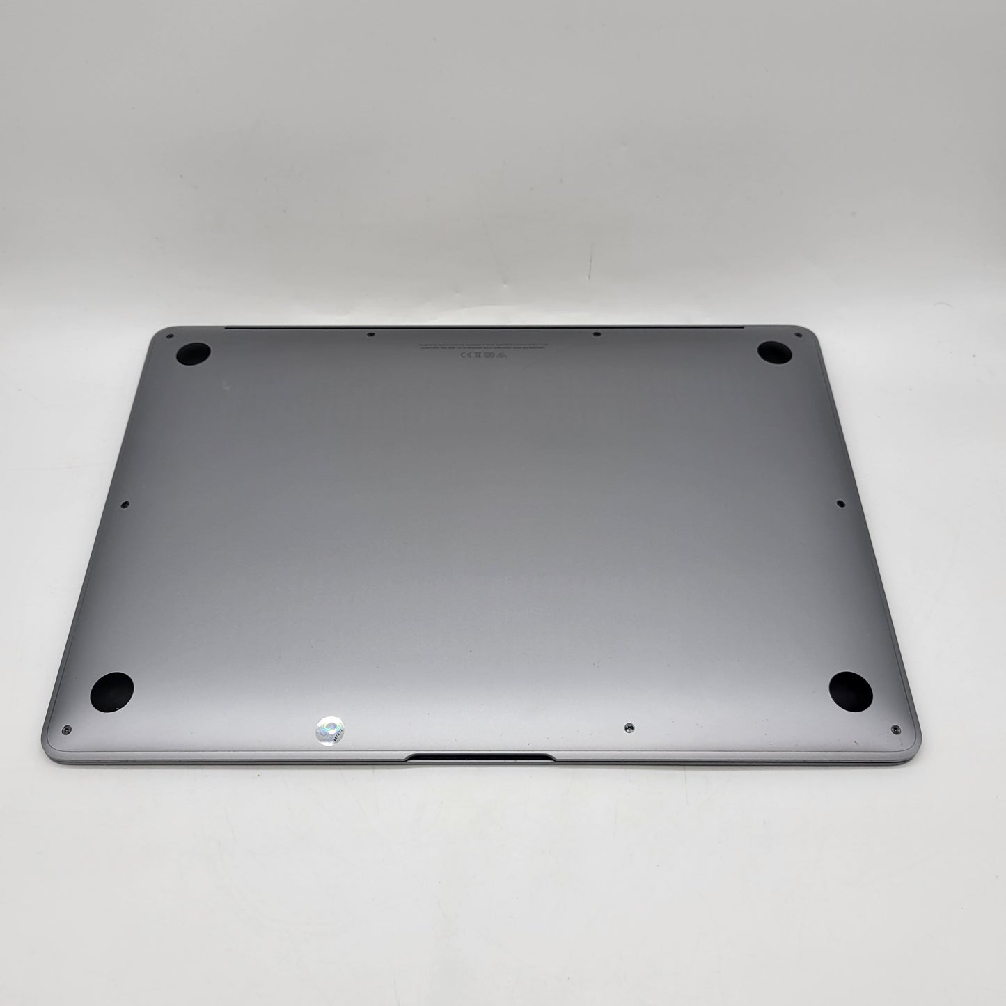 2020 Apple MacBook Air 13.3" M1 7C GPU 3.2GHz 8GB RAM 256GB SSD A2337