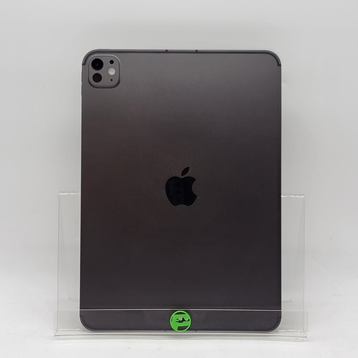 Factory Unlocked Apple iPad Pro 11" M5 256GB Space Black ME2N4LL/A
