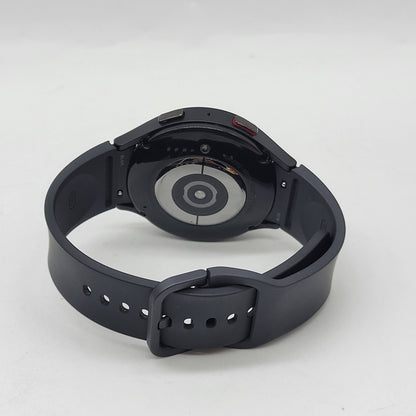 GPS Only Samsung Galaxy Watch5 Ceramic SM-R910