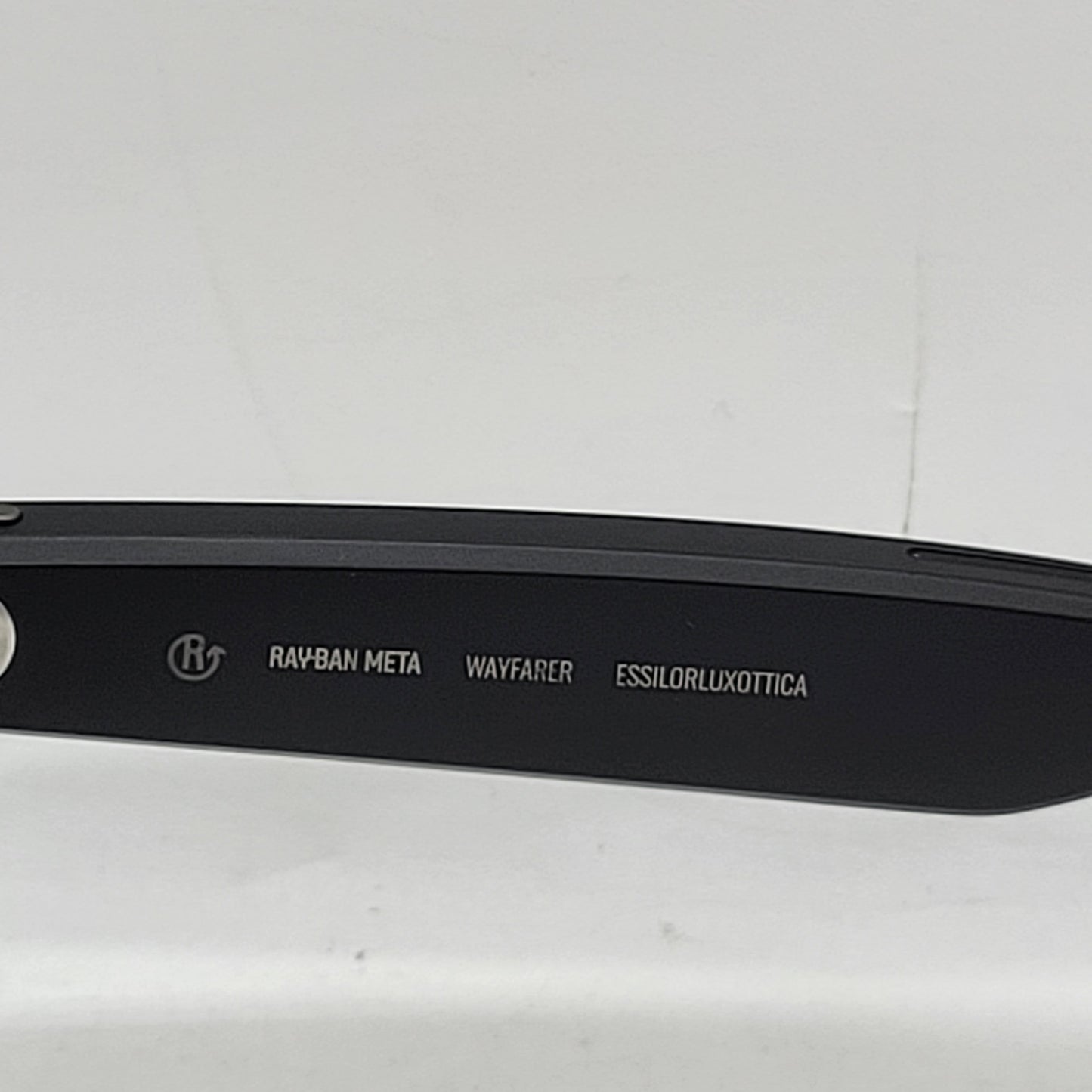 Ray-Ban Meta Wayfarer Gen 1 Matte Black Standard AI Smart Glasses