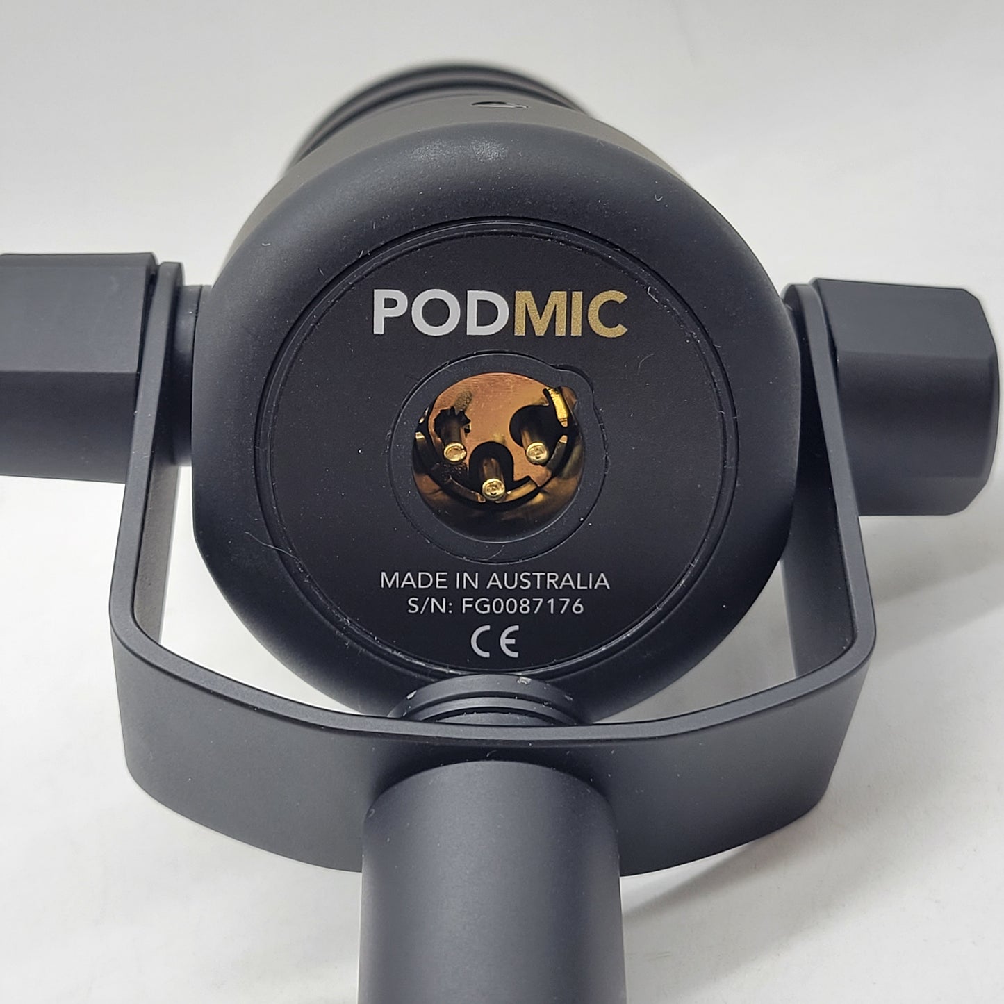 Rode PodMic 20Hz - 20kHz Dynamic Podcasting Microphone