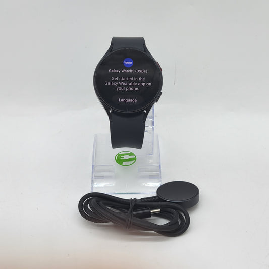 GPS Only Samsung Galaxy Watch5 Ceramic SM-R910