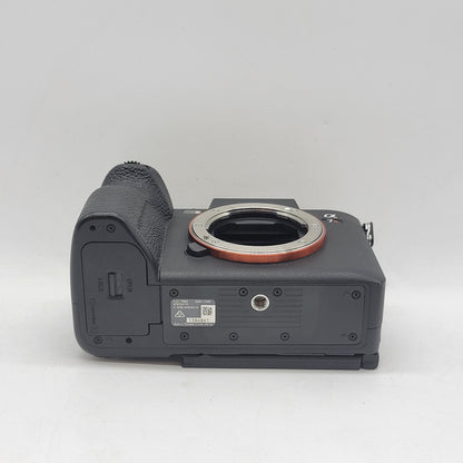 Sony Alpha A7R V 61MP Full-Frame Mirrorless Digital Camera 766601 Shutter Count