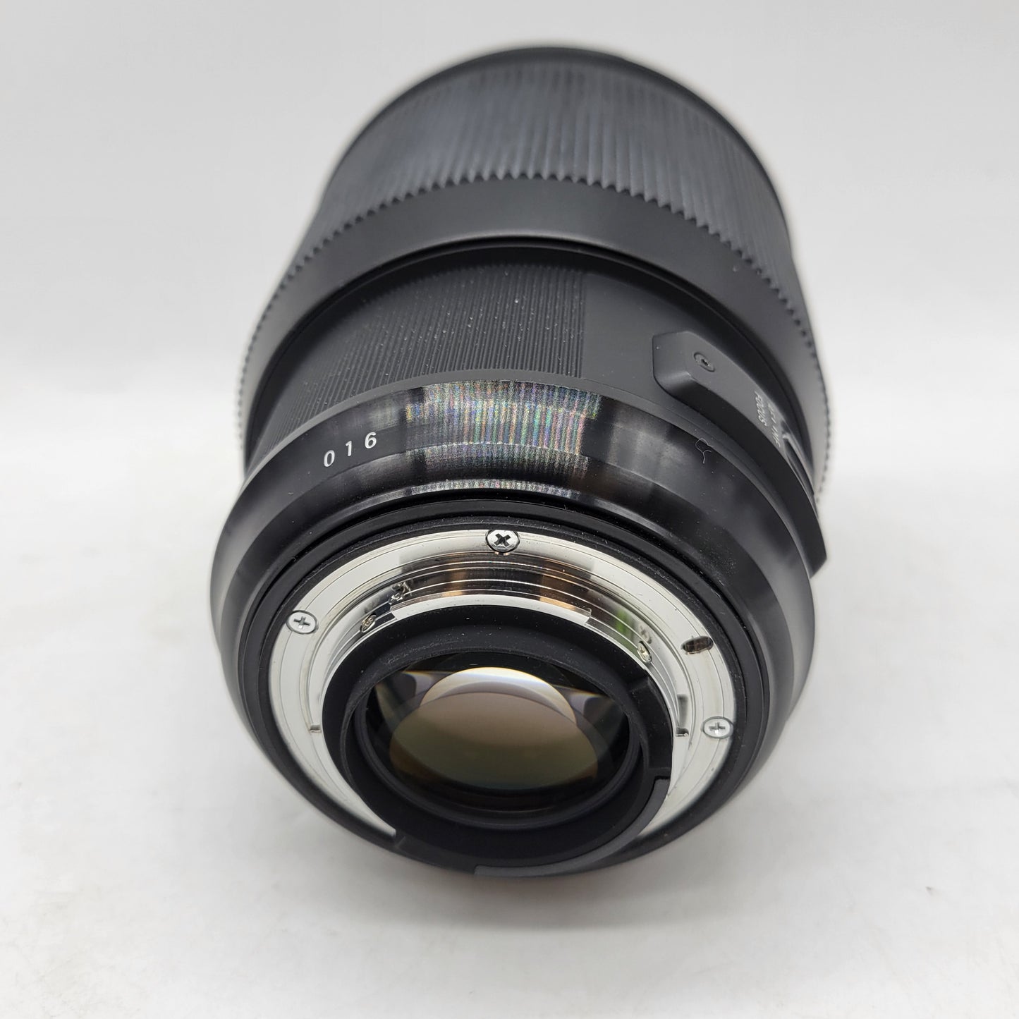 Sigma Art Lens 85mm f/1.4 DG HSM For Nikon F Mount