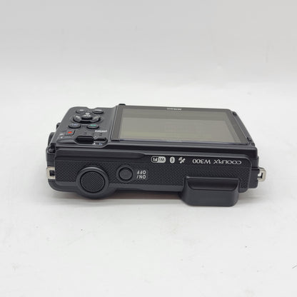 Nikon COOLPIX W300 16.0MP Digital Point And Shoot Camera
