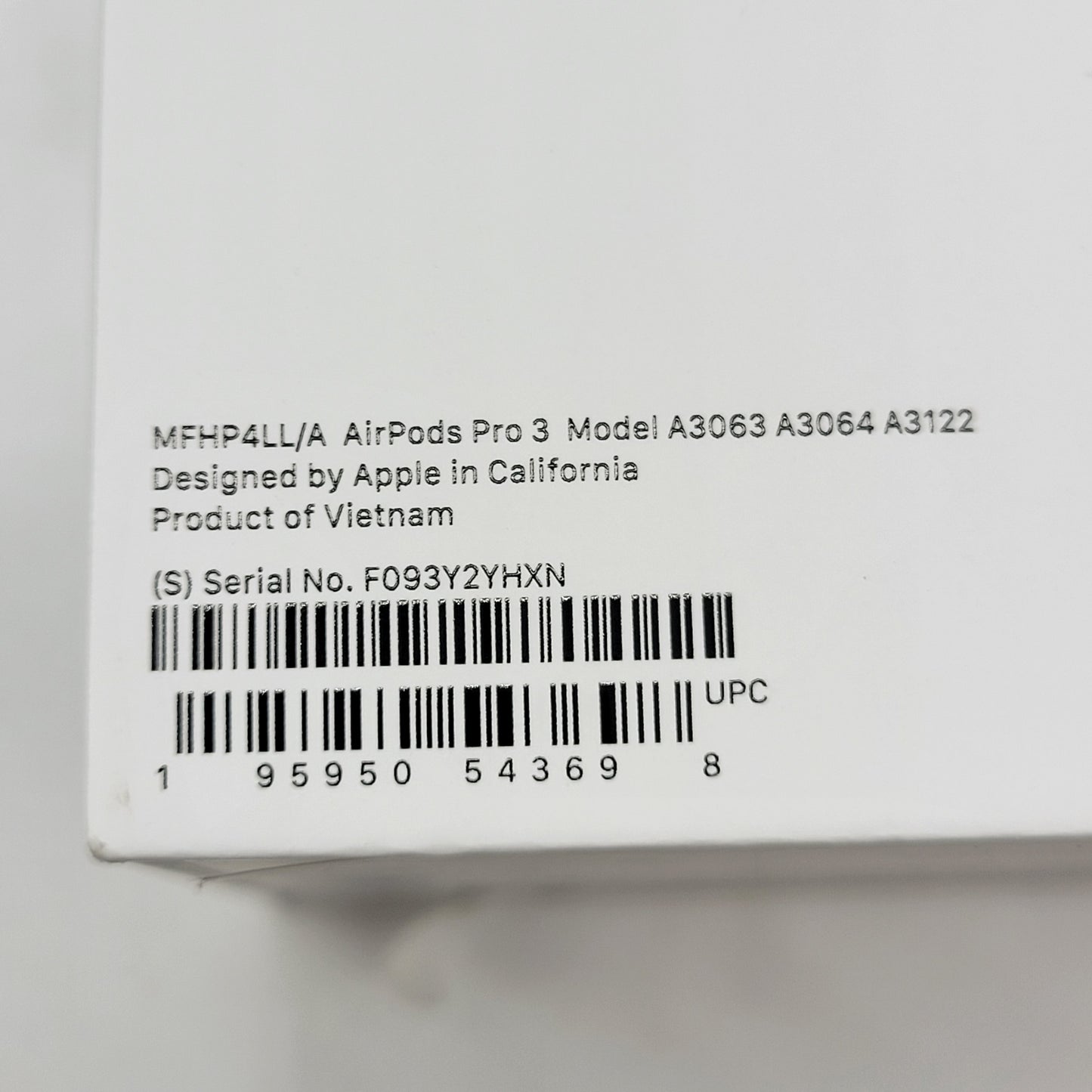 New Apple AirPods Pro 3rd Gen with MagSafe Charging Case A3064 A3063 A3122