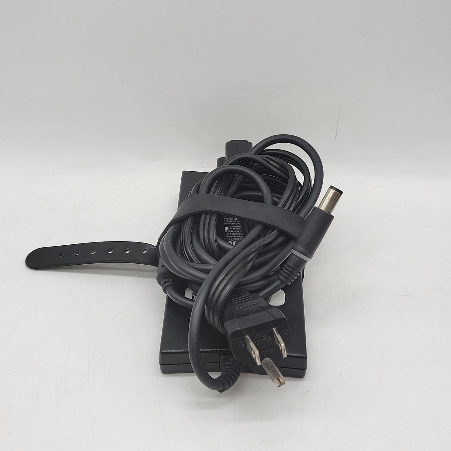Dell WD22TB4 USB-C Portable Docking Station Black