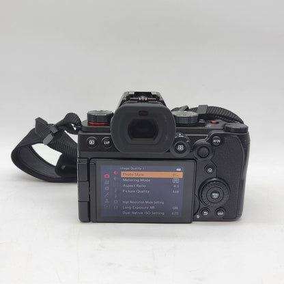 Panasonic Lumix S5 II DC-S5M2 24.2MP L-Mount Full-Frame Mirrorless Camera