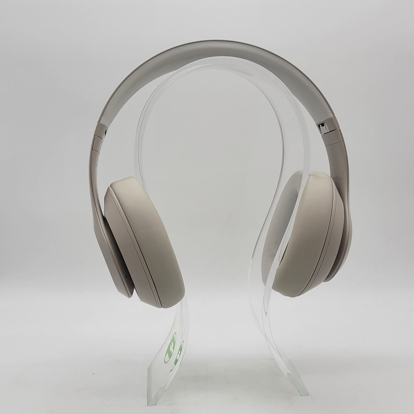 Beats Studio Pro Wireless Over-Ear Bluetooth Headphones Sandstone A2924