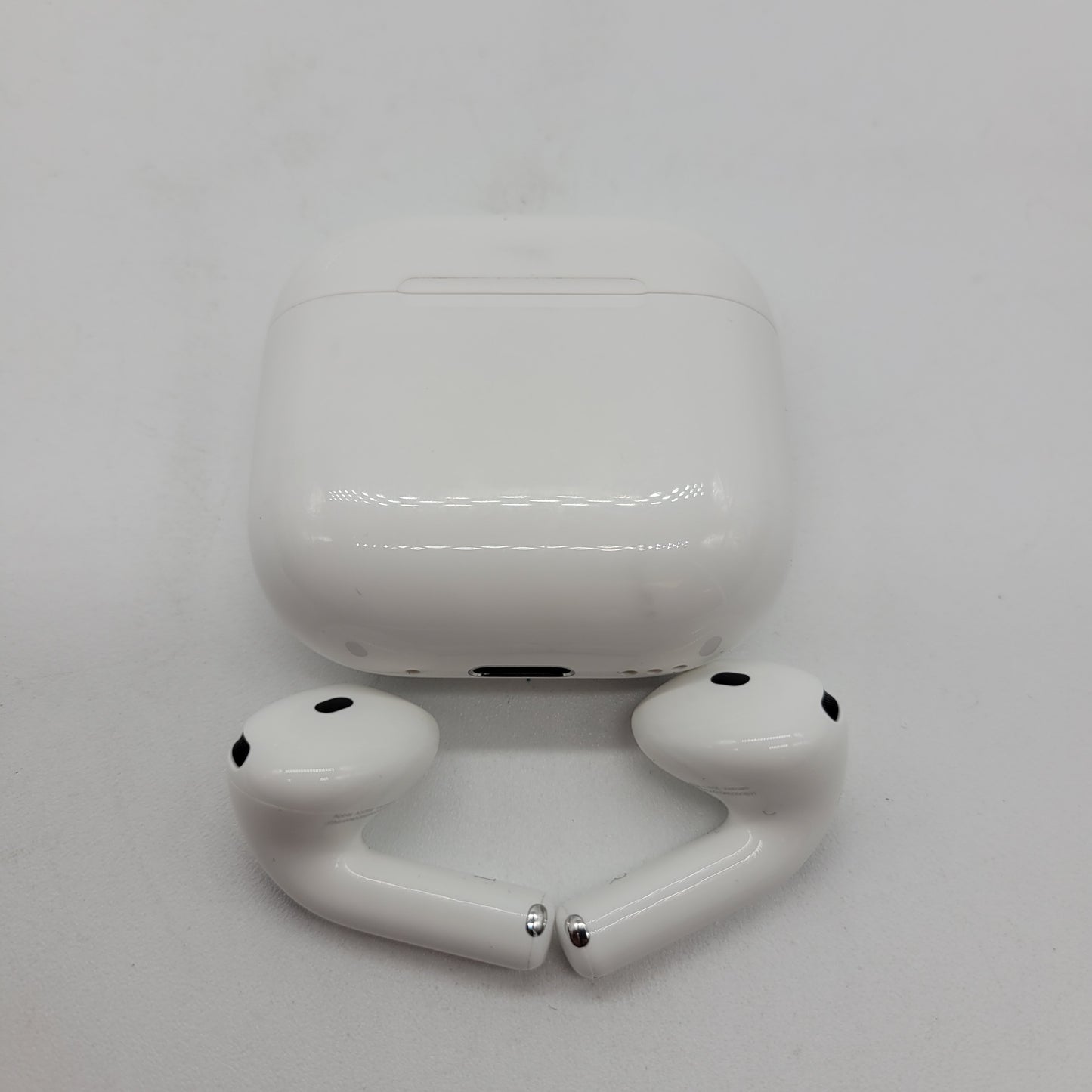 Apple AirPods 4th GEN ANC with MagSafe Charging Case A3056 A3055 A3059