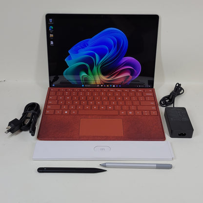 Microsoft Surface Pro 11 2076 13" X 10-Core 3.4GHz 16GB RAM 512GB SSD