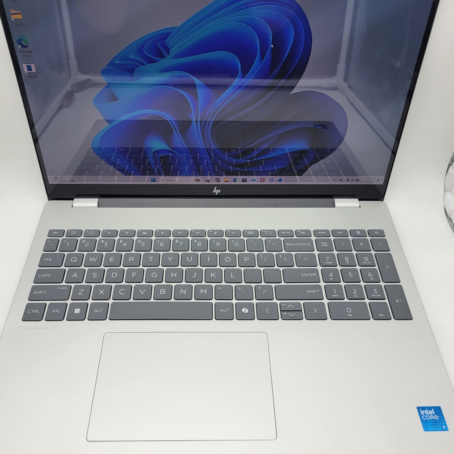 HP OmniBook 7 16-AZ0595C1 16" Intel Core 9 270H 2.7GHz 64GB RAM 2TB SSD