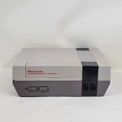 Nintendo Entertainment System NES Video Game Console NES-001 Gray