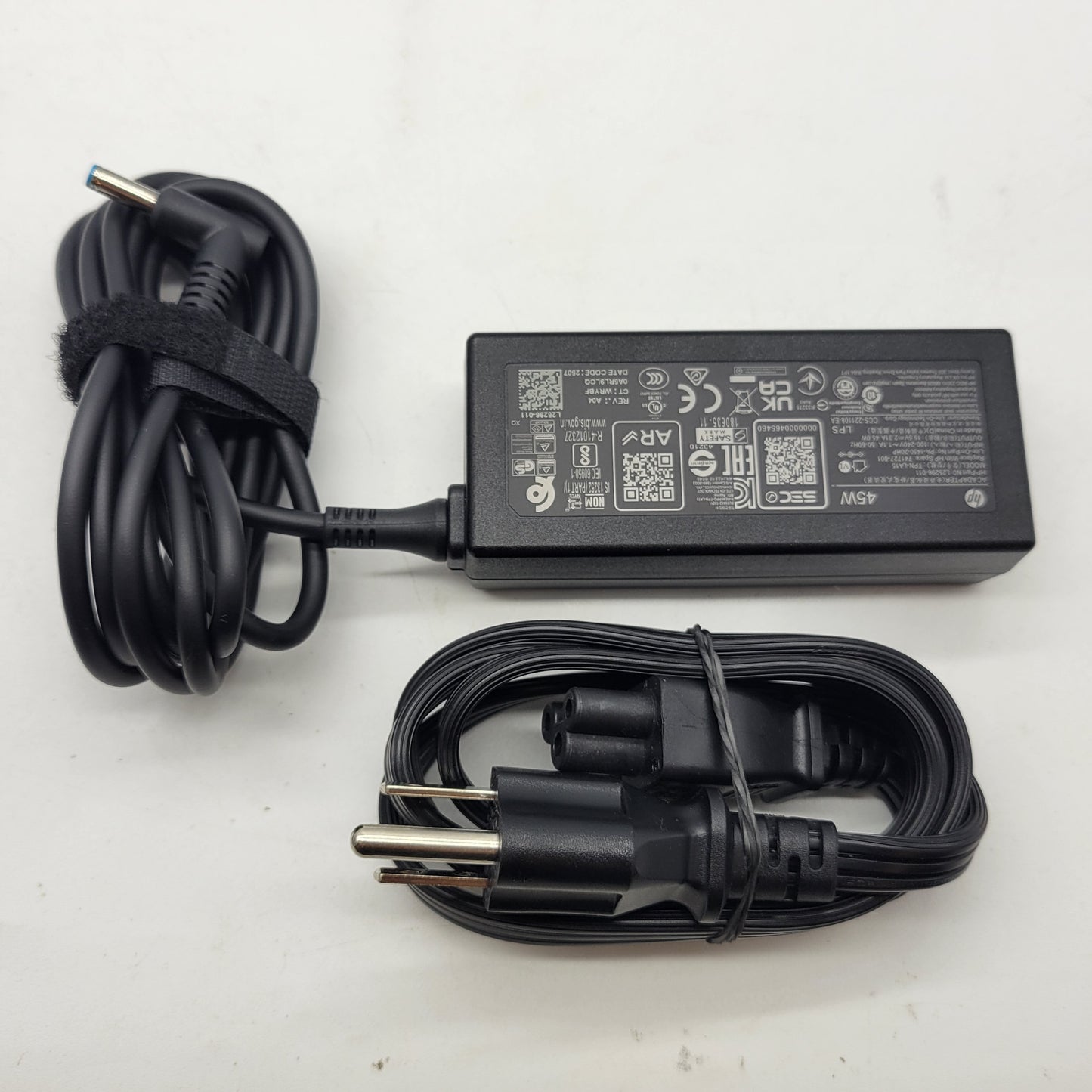 HP Laptop 14-DQ3250NR 14" Celeron N4500 1.1GHz 4GB RAM 64GB SSD